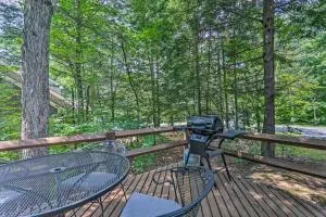 6 Mi to Lake Harmony Quiet Getaway with Deck! - قرية بير كريك