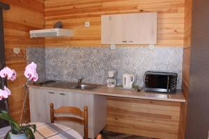 B&B / Chambres d'hotes Ferme Du Pre Vert - Chambres d'hotes B&B : Chalet 2 Chambres
