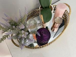 The Kings Court Guest Manor