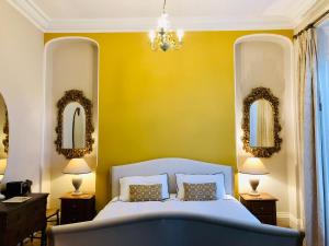 Ascot House Hotel