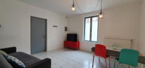 Appartements Chez Mamita : appartement dans quartier calme. : photos des chambres