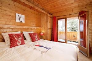 Maisons de vacances 2AlpesChalets - Chalet Marie 1 - Standing et Sauna aux pieds des pistes : Maison 5 Chambres