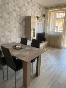 Simonffy Central Apartment - Debrecen