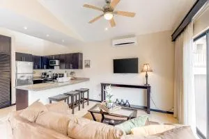 The Cove 10 at Playa Ocotal - Nuevo Colón