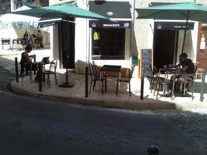 Triplex - Quarto com w.c. privado