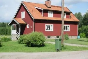 Egen lägenhet i 2-familjshus på landet. - Söderfors