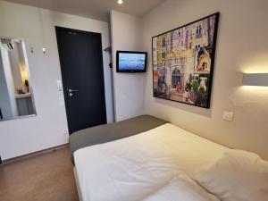 Superior Double Room room in 7Art Hotel
