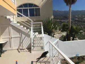 Casa con piscina privada. Mirador de Humbolt.