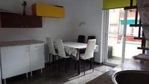 Квартира двухэтажная в Аликанте 3 спальни - 圣维森特德尔拉斯佩奇