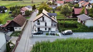 Studio Apartmani BISER 1, 2, 3 Deluxe