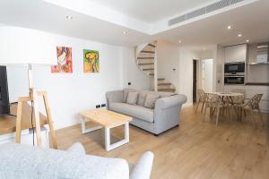 Private & Pool Goyeneta Sevilla Urban Apartment