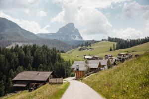 Chalet Rich in Val Badia