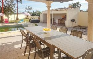 Maisons de vacances Stunning Home In Marseillan With 3 Bedrooms, Wifi And Outdoor Swimming Pool : photos des chambres