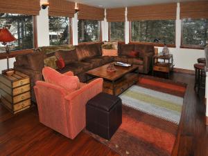 Two-Bedroom Apartment room in Lionshead Center #201 Condo