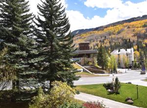 Vantage Point #209 Condo