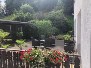 Ferienwohnung am Wald mit Garten & Hot-Tub & Alpakas