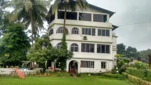 Parvati Palace - Devrukh