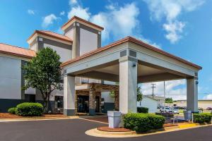 Clarion Pointe South Boston - Danville East