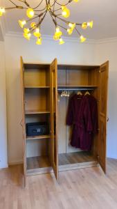 Bunter Hirsch Ferienwohnung im Garmischer Zentrum