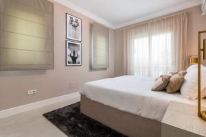 Casa Helena, Luxury Beach Side 5 Bedroom Villa