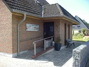 Ferienwohung Hanl - schöne FeWo mit 2 Schlafzimmern mit TV, Garten und großem Badezimmer - Janneby