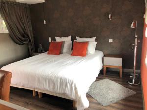 Hotels L'Hostellerie d'Acquigny : photos des chambres