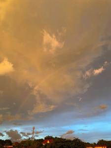 ASHBURNS TRANSIENT Bauang La - BARKADA ROOM, LIMITED PARKING, SELF CHECK-IN, SELF SERVICE