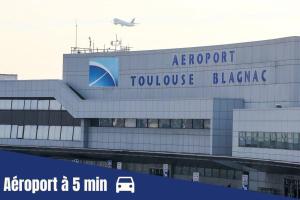 Appartements Le Fitness & Business Studio - Airbus -Piscine Spa : photos des chambres