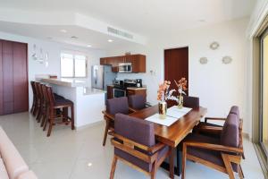 GAVIAS GRAND MAZATLAN APT. 1415