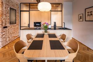 OnLviv Apartments Rynok Square 182