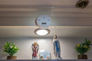 Hideaway ,you need, and nothing you dont