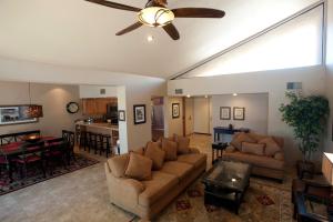 One-Bedroom Suite room in Shadow Mountain Resort & Club