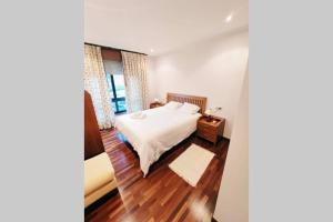 Piso Céntrico con Terraza y Garaje Para Tu Familia