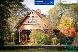 Sosnowy domek w rezerwacie nad Narwią - Zawyki