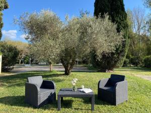 Campings Camping du Pont d'Avignon : photos des chambres