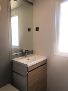 Complexes hoteliers Camping La Pinede : photos des chambres