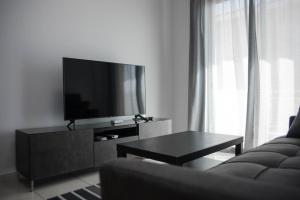 Renovated one bedroom apartment in Paphos with pool