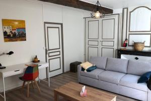 Appartements Laon : « Suite privee au pied de la Cathedrale » : photos des chambres