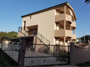 Apartmani Pilica - Komina