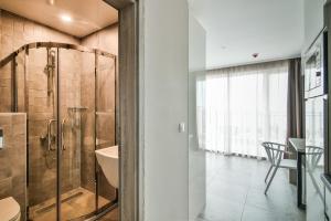 Panorama studios sea lounge