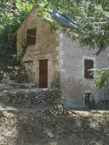 Sejours chez l'habitant chez Pauline & Sebastien le Bien-etre proche de la foret : photos des chambres