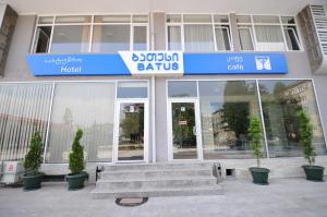 Hotel & Cafe Batus