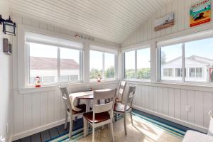 Belle of Maine Cottage 33 - Pipers Landing