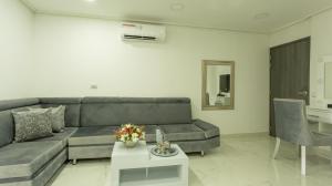 APARTAMENTO MARINARE DE 2 HABITACIONES CON SALIDA DIRECTA A LA PLAYA