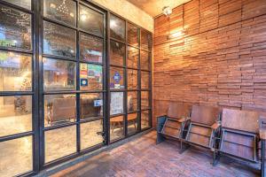 Siam Plug In Hostel