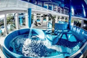 Tristan Hotel & SPA - 库瑞尼卡慕斯卡