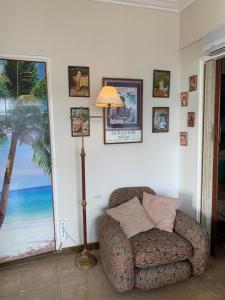 Mar del Plata frente al mar Biblioteca