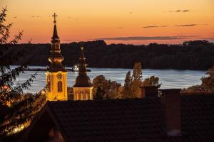 Sakota family house - 3hvězdičkové hotely ve městě Sremska Kamenica