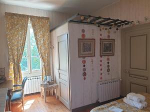 B&B / Chambres d'hotes Chateau de Saint Bonnet les Oules : photos des chambres