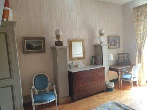 B&B / Chambres d'hotes Chateau de Saint Bonnet les Oules : photos des chambres